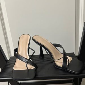 Women’s pyramid heeled thong sandal